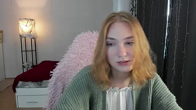 ReddHotPipper online show from September 16, 2:23 am