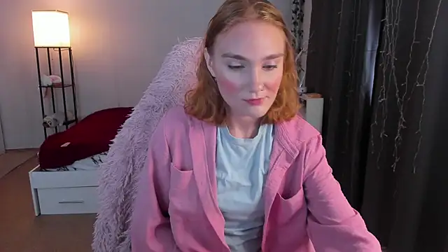 ReddHotPipper online show from September 29, 2:38 am