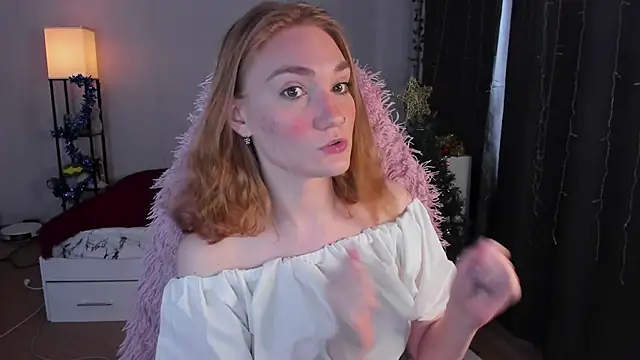 ReddHotPipper online show from December 15, 3:44 am