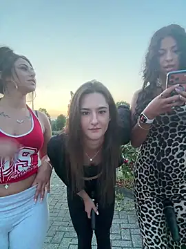 AlyssaHottv  online show from June 16, 8:11 pm