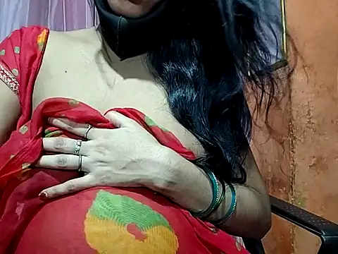 poojaxxx65 online show from September 17, 11:28 pm