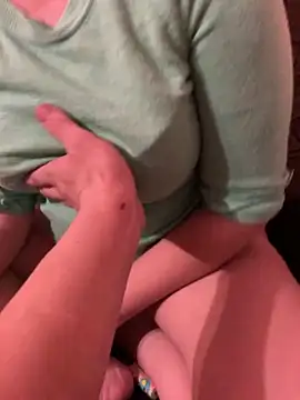 lora19922 online show from January 5, 7:39 pm