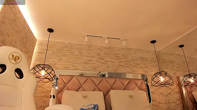 dorothy vegga online show from February 10, 9:47 am