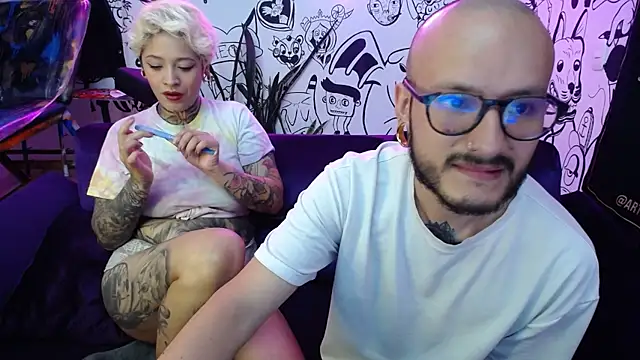 tatouagendecouple online show from February 6, 1:21 pm