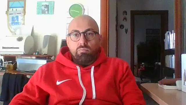 Snapshot of darione_90 chatting on December 15, 10:52 am darione 90 online show from December 15, 10:52 am