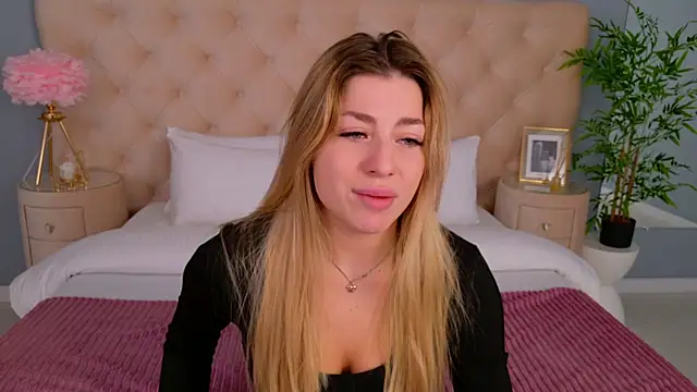 HelenaMorgan online show from September 24, 3:10 am