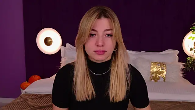 HelenaMorgan online show from October 16, 3:07 am