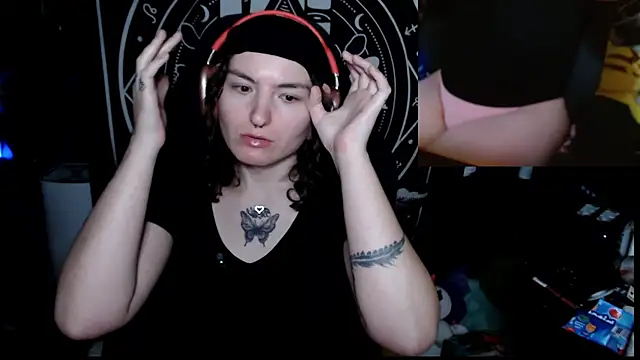 BrandiWRLD 999 online show from September 23, 7:17 pm