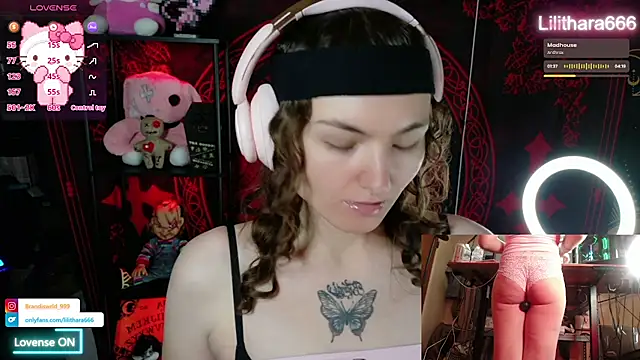 BrandiWRLD 999 online show from December 14, 8:24 pm