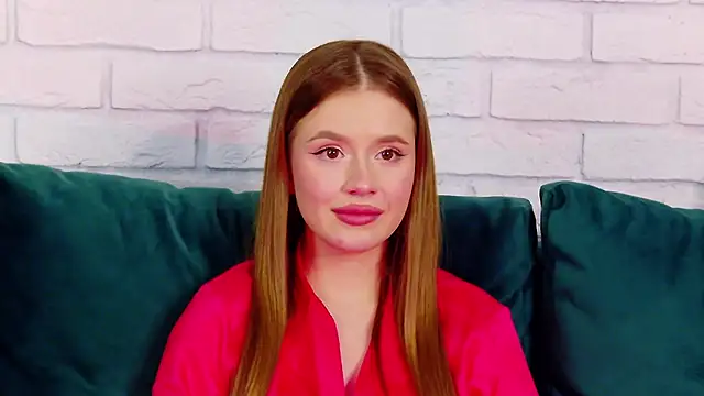 MilanaBalmain online show from February 5, 7:42 pm