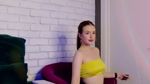 MilanaBalmain online show from February 5, 10:44 pm