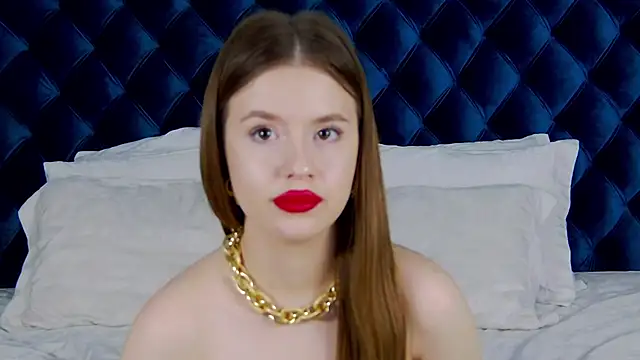 MilanaBalmain online show from February 9, 10:31 am