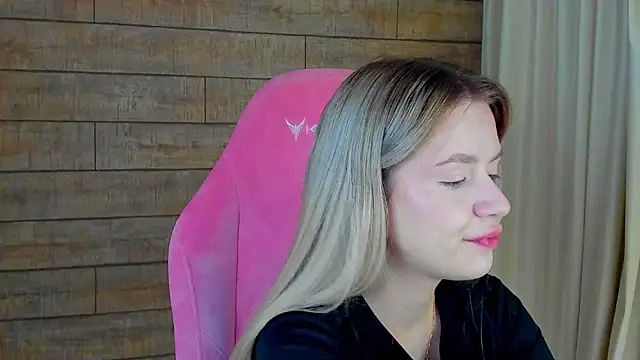 MilanaBalmain online show from March 21, 4:06 am