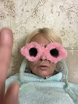 Gardener of Illusions online show from January 31, 12:39 am