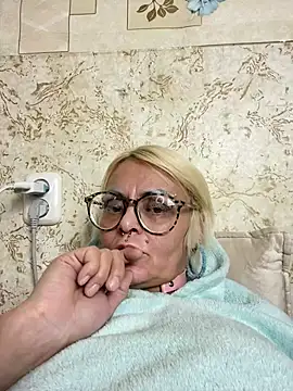 Gardener of Illusions online show from January 31, 3:52 am