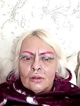 Gardener of Illusions online show from February 9, 2:06 am