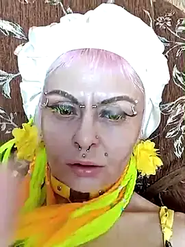 Gardener of Illusions online show from March 22, 6:33 am