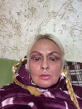 Gardener of Illusions online show from September 19, 2:02 am