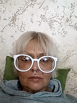 Gardener of Illusions online show from October 30, 10:06 am