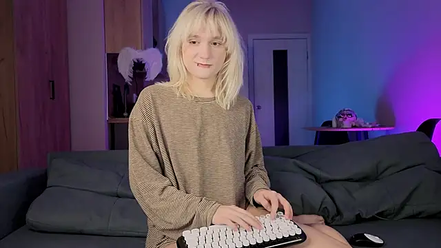 Snapshot of Gregory_Byyrd chatting on November 26, 7:59 pm Gregory Byyrd online show from November 26, 7:59 pm