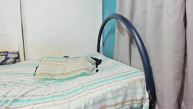 zackmontieel online show from November 22, 9:30 am