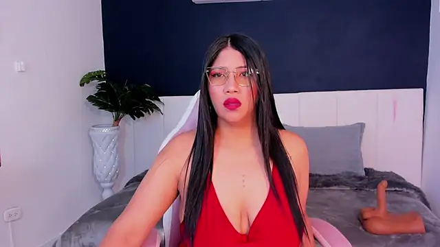 estrella bigboobs14 online show from March 22, 10:40 am