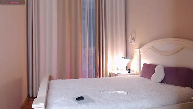 Avylew online show from September 20, 8:21 pm