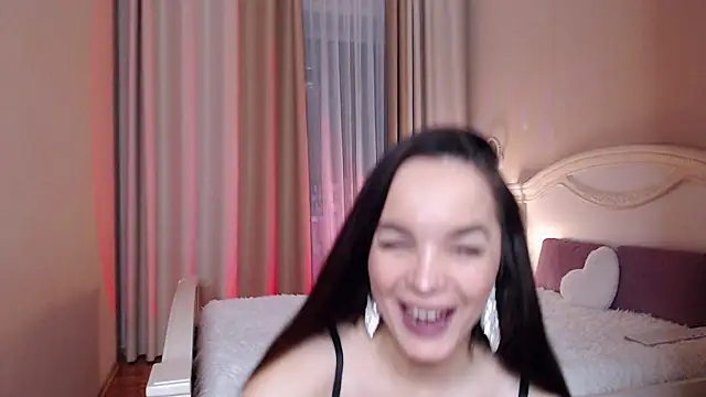 Avylew online show from October 3, 8:39 pm