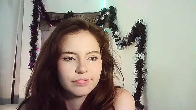 cherrybom969 online show from October 28, 3:10 am