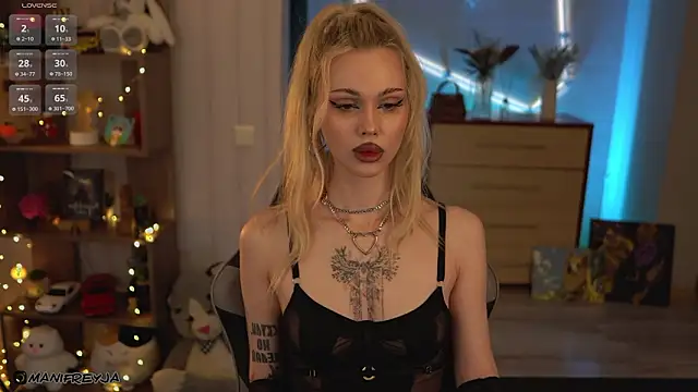 ManiFreyja online show from March 23, 6:56 pm