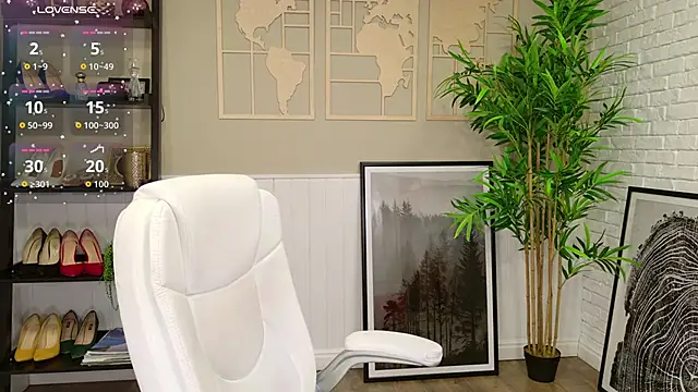 Snapshot of LadyLeea chatting on September 25, 5:33 am LadyLeea online show from September 25, 5:33 am