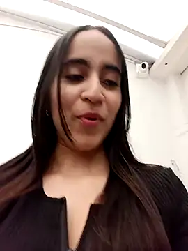 Mia Fischer online show from November 28, 7:05 pm