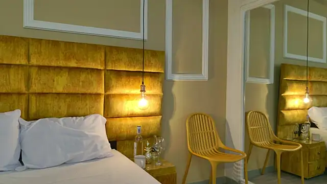 adarussell online show from March 21, 4:10 pm