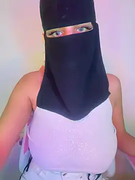 Snapshot of shanelle0 chatting on February 19, 7:48 pm shanelle0 online show from February 19, 7:48 pm