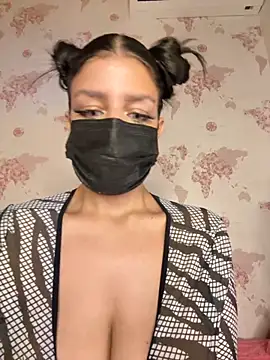 Snapshot of shanelle0 chatting on October 9, 6:06 pm shanelle0 online show from October 9, 6:06 pm