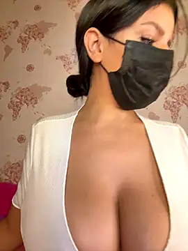 Snapshot of shanelle0 chatting on October 20, 1:39 am shanelle0 online show from October 20, 1:39 am