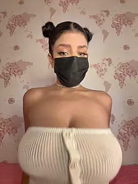 Snapshot of shanelle0 chatting on October 25, 2:30 am shanelle0 online show from October 25, 2:30 am