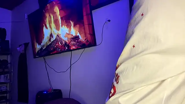  Billowy  online show from November 22, 12:20 am