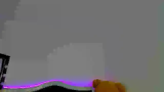 Snapshot of JanneKim chatting on December 13, 10:13 pm JanneKim online show from December 13, 10:13 pm