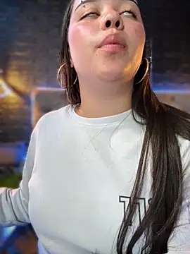 Paloma  LS online show from October 15, 5:57 pm