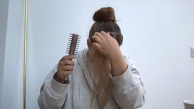 Krystal Tx online show from September 27, 6:51 am