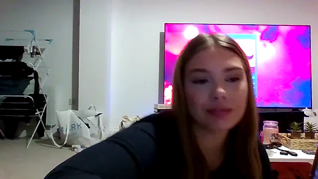 Krystal Tx online show from November 2, 6:32 pm