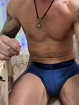 Snapshot of AlexGWoW chatting on February 6, 3:41 pm AlexGWoW online show from February 6, 3:41 pm