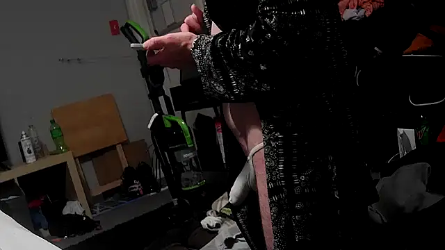 Snapshot of smokee_parT903 chatting on October 24, 7:43 pm smokee parT903 online show from October 24, 7:43 pm