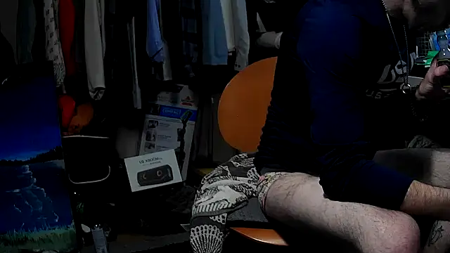 Snapshot of smokee_parT903 chatting on October 31, 10:00 pm smokee parT903 online show from October 31, 10:00 pm