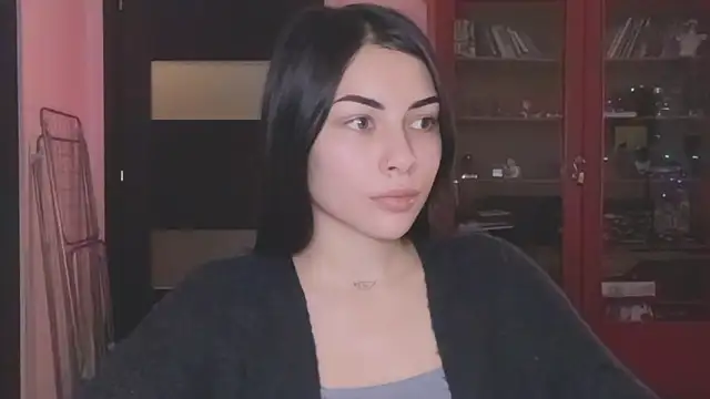 valorant girl online show from February 25, 5:36 pm