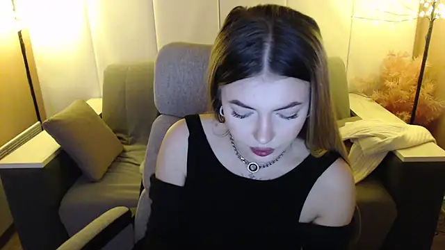 Ritaneer online show from March 8, 9:06 am