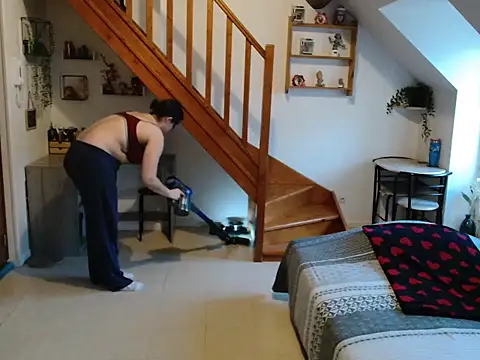 Lauzo21 online show from February 26, 6:34 am