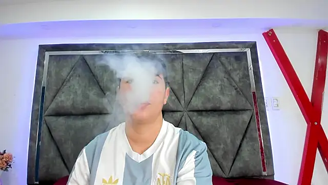 Snapshot of AbbySmiitth_ chatting on March 14, 10:26 pm AbbySmiitth online show from March 14, 10:26 pm