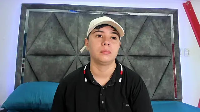 Snapshot of AbbySmiitth_ chatting on March 15, 5:08 pm AbbySmiitth online show from March 15, 5:08 pm